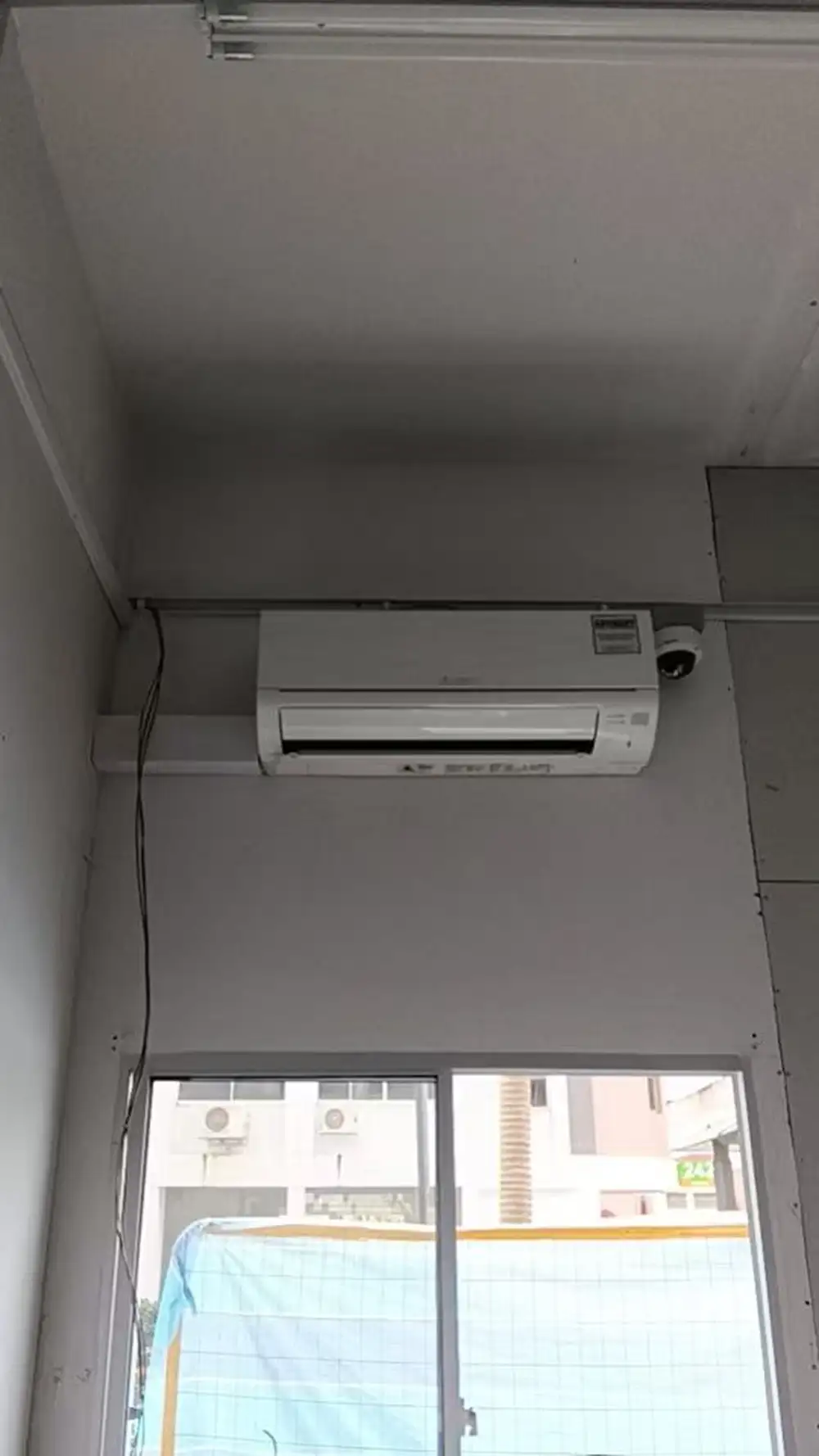 Outdoor aircon unit maintenance HDB Singapore